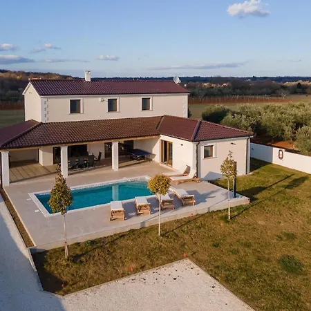 Villa Lydia *