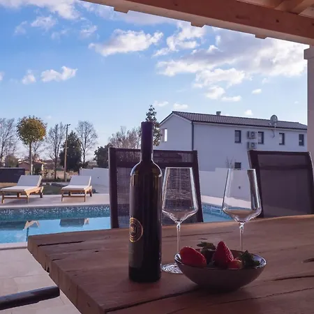 Lydia Villa Marčana