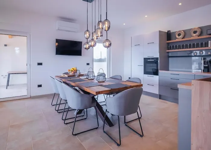 Lydia Villa Marčana